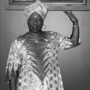 Meet your Posher, Mia